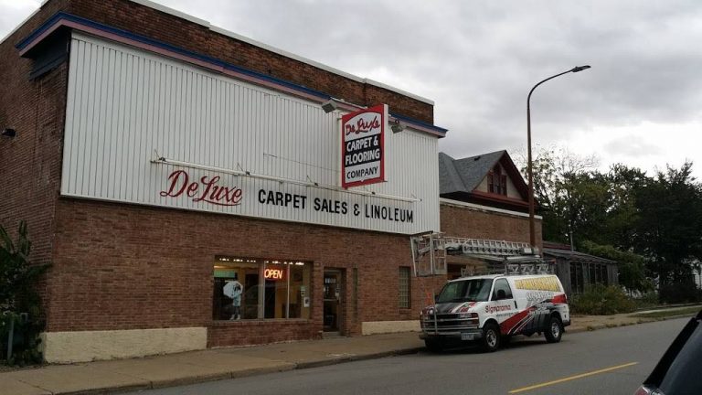 Deluxe Carpet Company 768x432